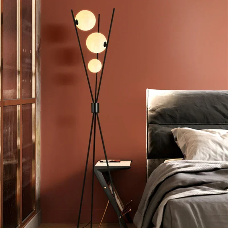 Floor Lamp Tripod - НОВЫЙ Скандинавский современный минималистичный торшер LED