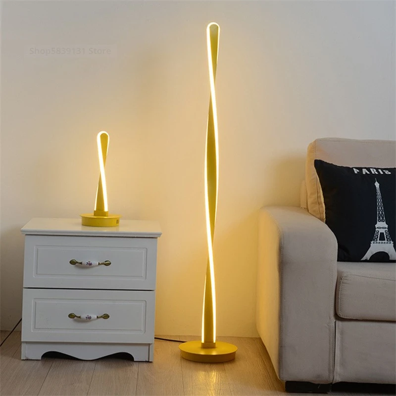 Floor Lamp Tripod - Современные отдельно стоящие лампы для гостиной,