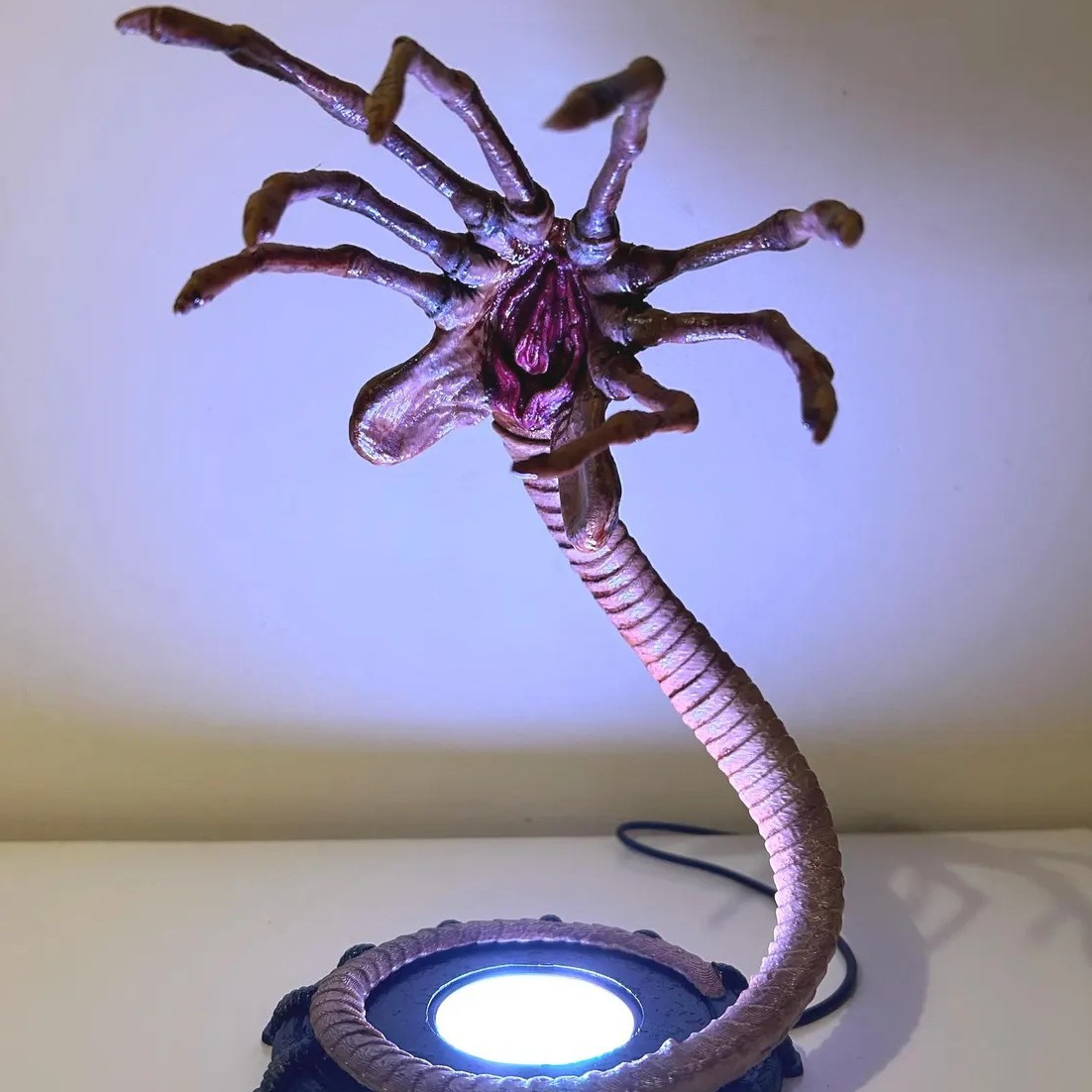 Ночник-фонарь Alien Facehugger – обзор и цена Lighting Decor For Home